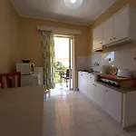 Stefanos לאסי
