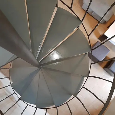 史帝法诺公寓 拉瑟