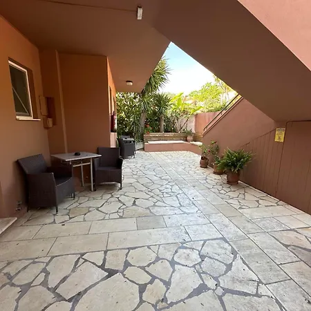 Stefanos Apartamento