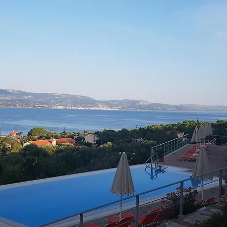 Stefanos 아파트 라시